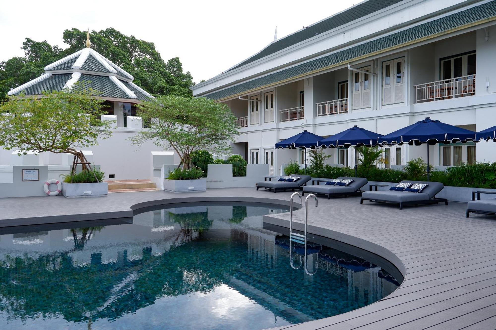 Kalanan Riverside Resort Nonthaburi Luaran gambar