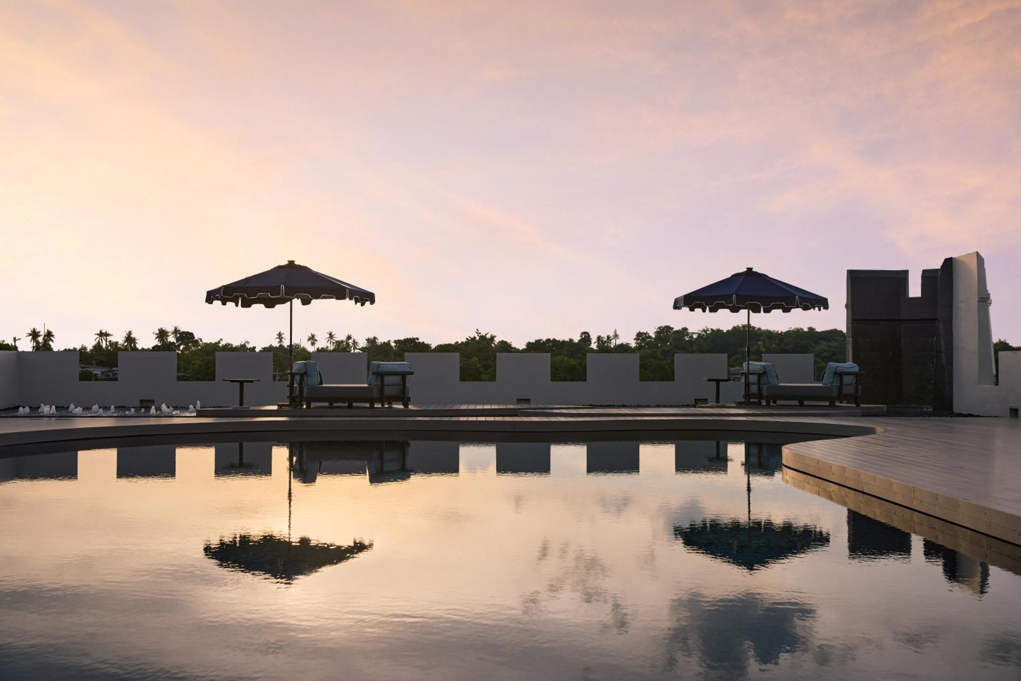 Kalanan Riverside Resort Nonthaburi Luaran gambar